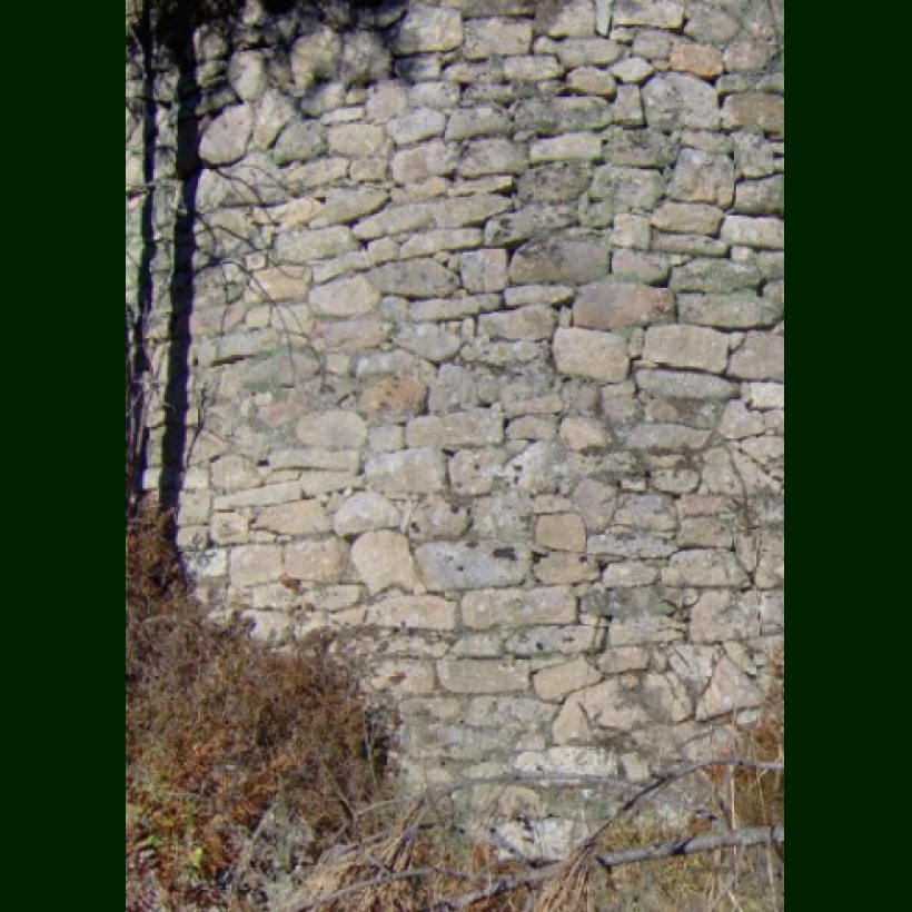 Muralla no castro de Mosteiro (O Carballiño)